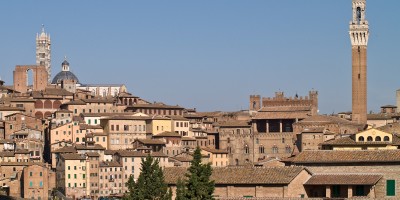 2048px-02_Sienne_vue_de_San_Clemente